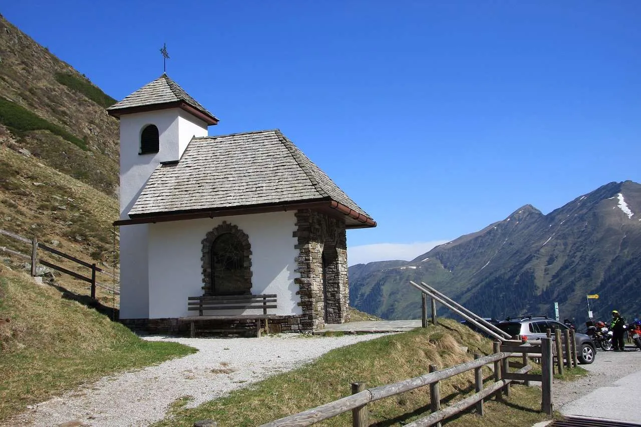 Repair of Roofing: Safe, Expert Fixes