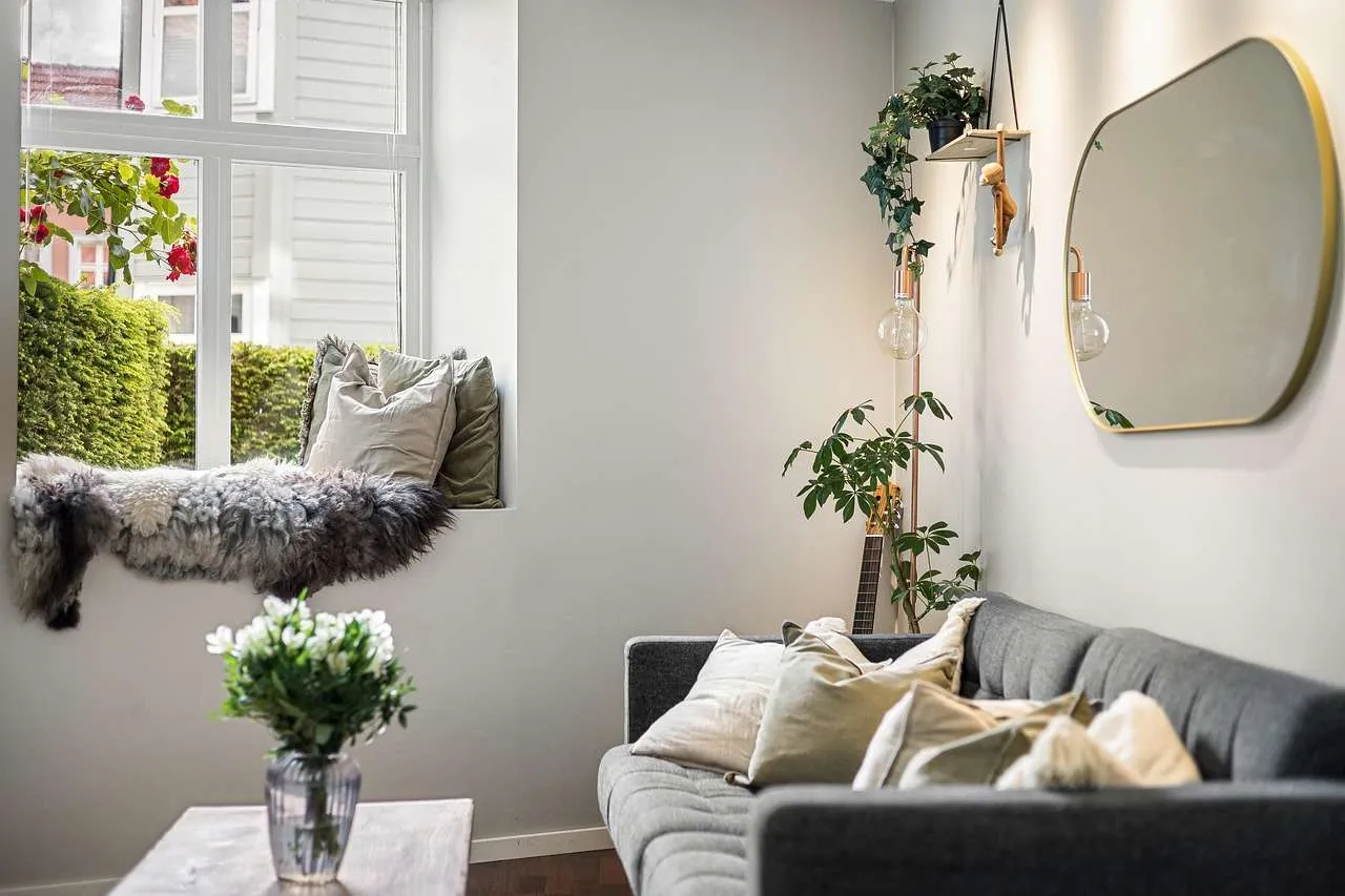 Home Window Tinting: Benefits, Options, and How to Choose